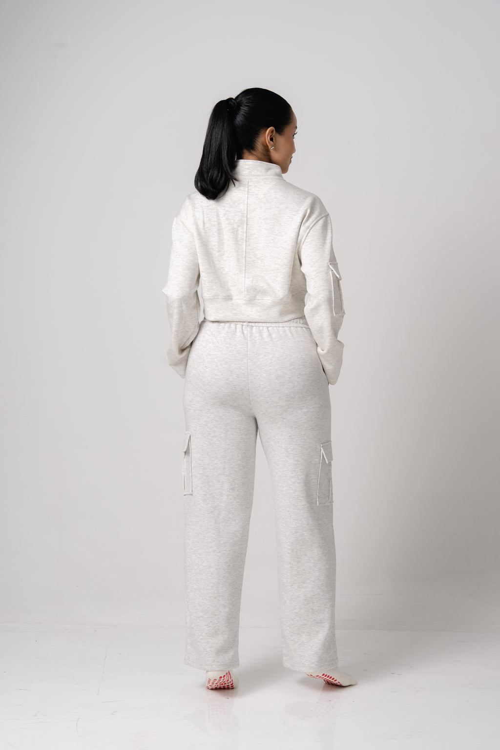 LuxeLounge Cropped Sweat Shirt