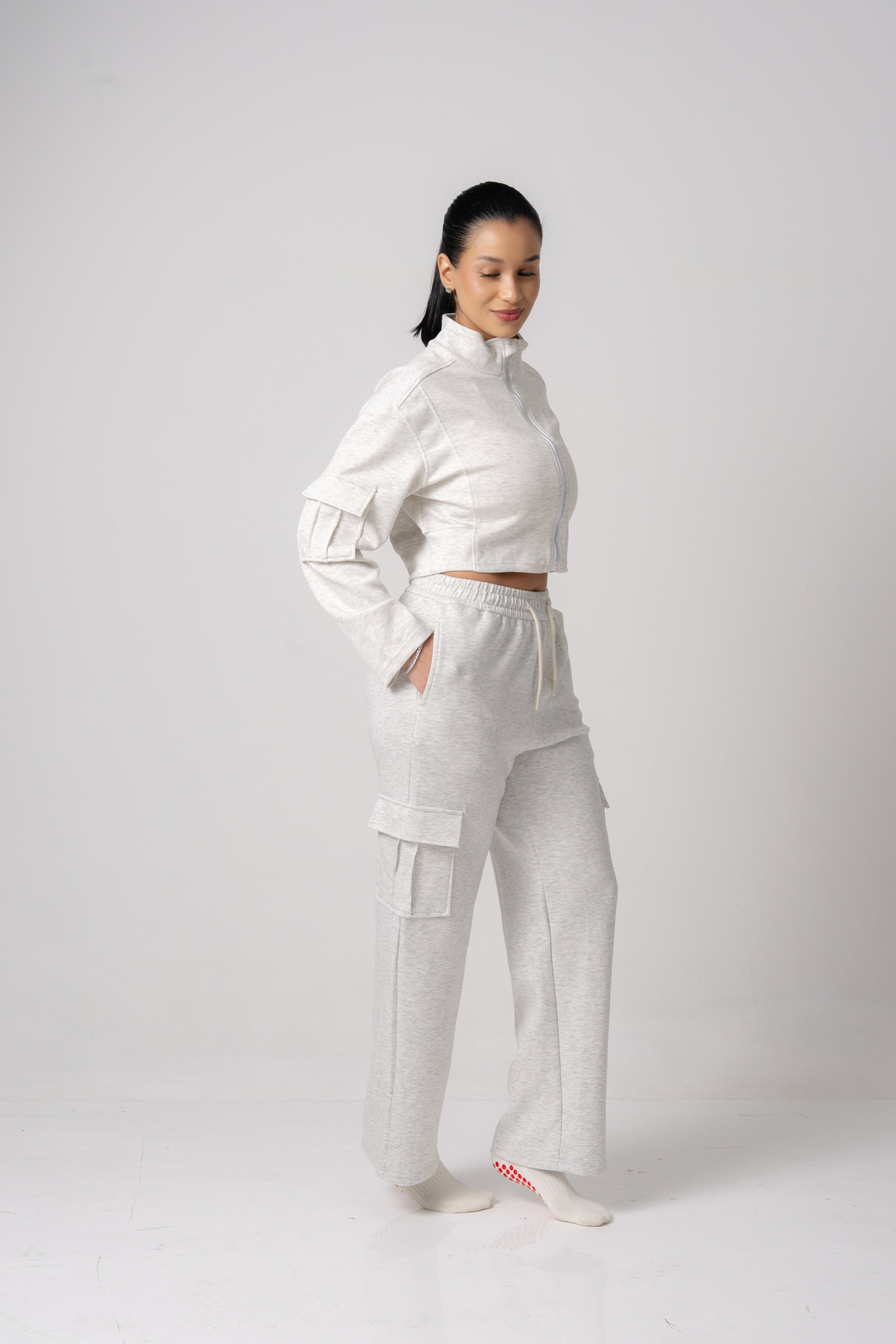 LuxeLounge Cropped Sweat Shirt