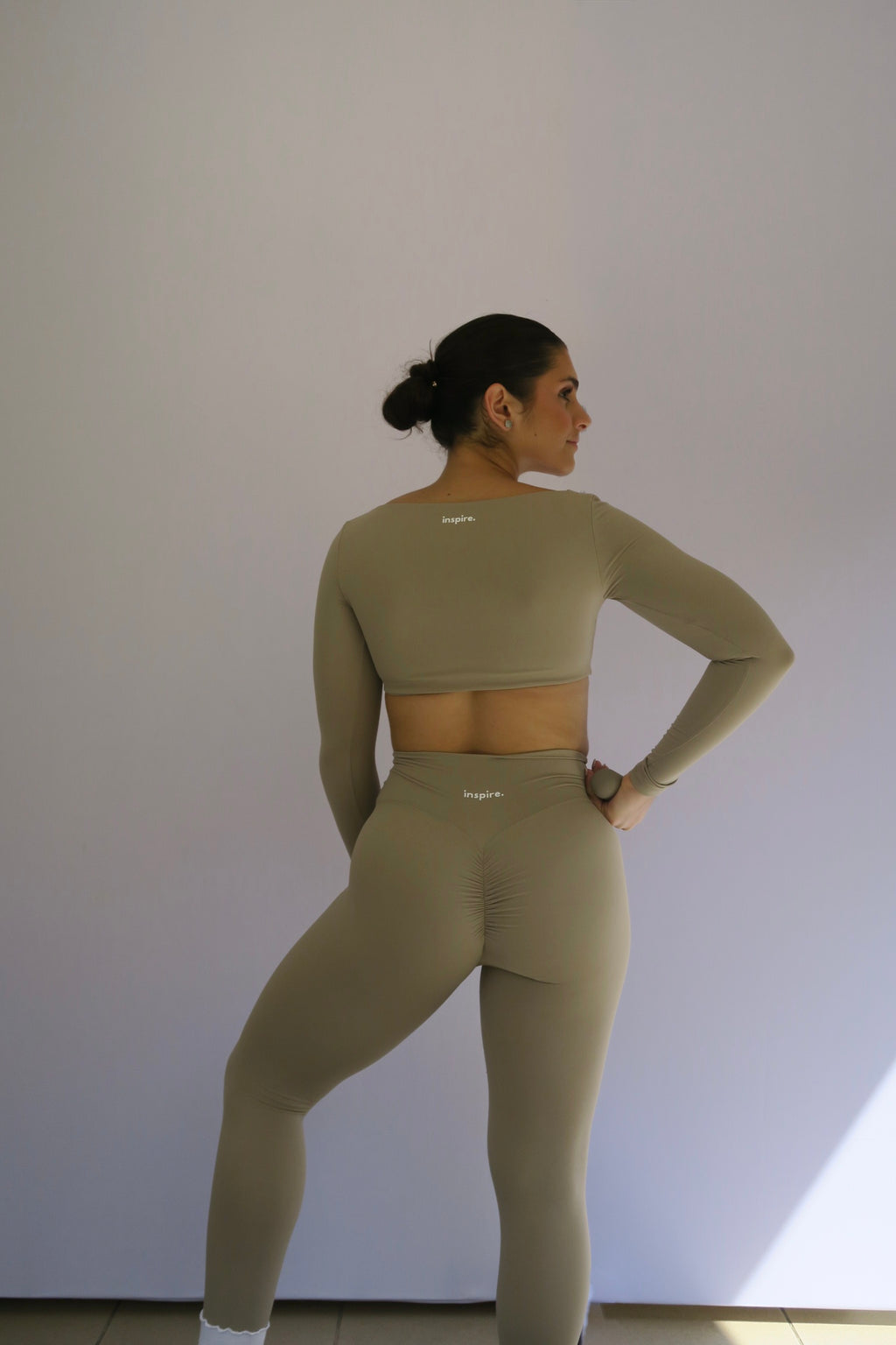 Long Sleeve Cropped Top